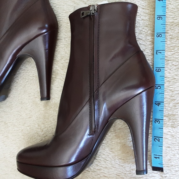 Prada leather ankle booties - Picture 8 of 9
